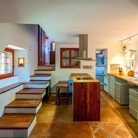 Karst House Zan Pliskovica With Private Pool