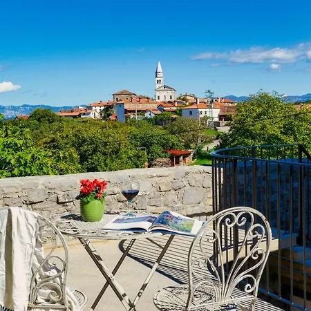 Karst House Zan Pliskovica With Private Pool