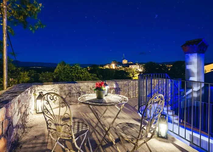 Karst House Zan Pliskovica With Private Pool ヴィラ