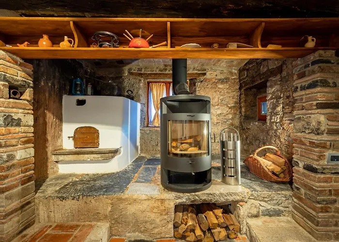 ヴィラ Karst House Zan Pliskovica With Private Pool Dutovlje